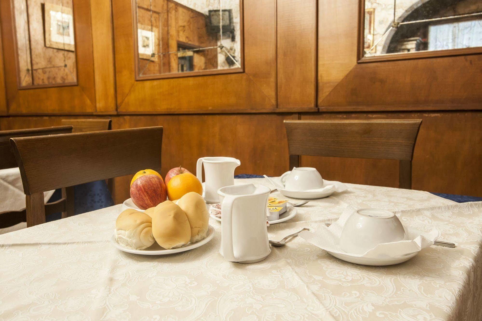 Hotel Locanda Ca' Foscari Venedik Dış mekan fotoğraf